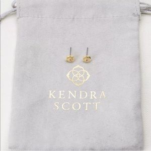 Kendra Scott Studs-brand new